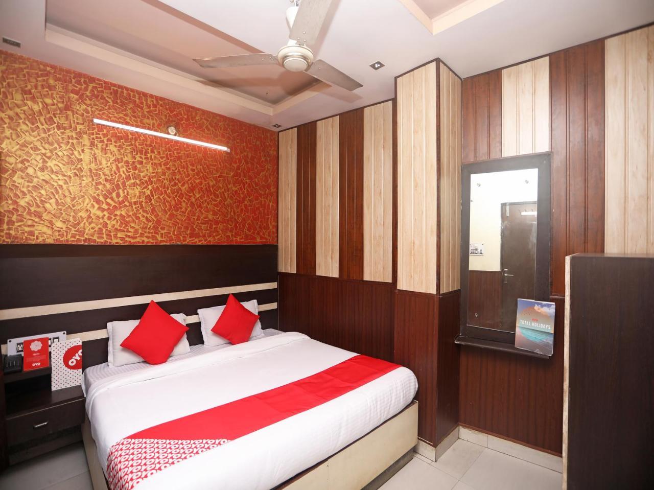 Vaccinated Staff- Oyo 18541 Hotel Haridev Roorkee Ngoại thất bức ảnh