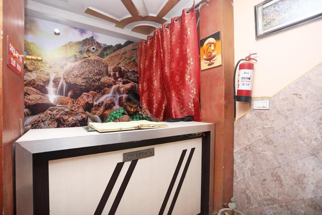 Vaccinated Staff- Oyo 18541 Hotel Haridev Roorkee Ngoại thất bức ảnh